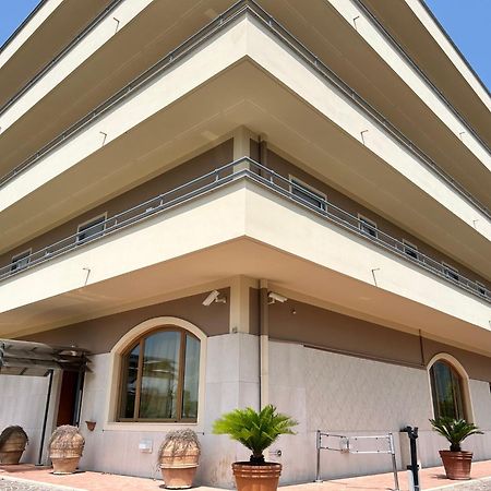 Hotel Maddaloni Tufino エクステリア 写真
