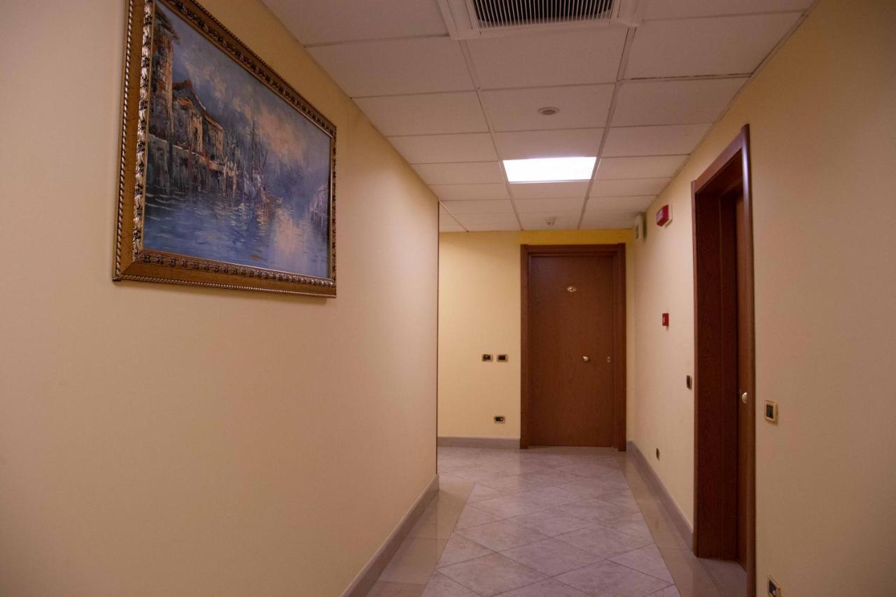 Hotel Maddaloni Tufino エクステリア 写真