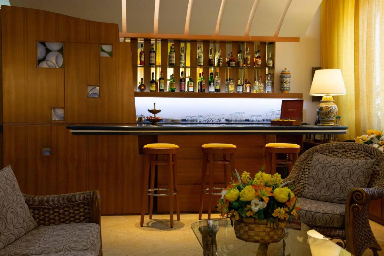 Hotel Maddaloni Tufino エクステリア 写真