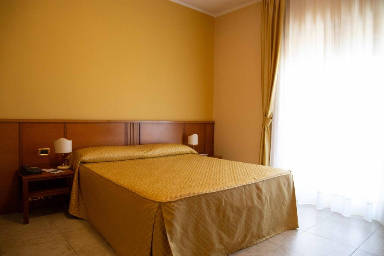 Hotel Maddaloni Tufino エクステリア 写真