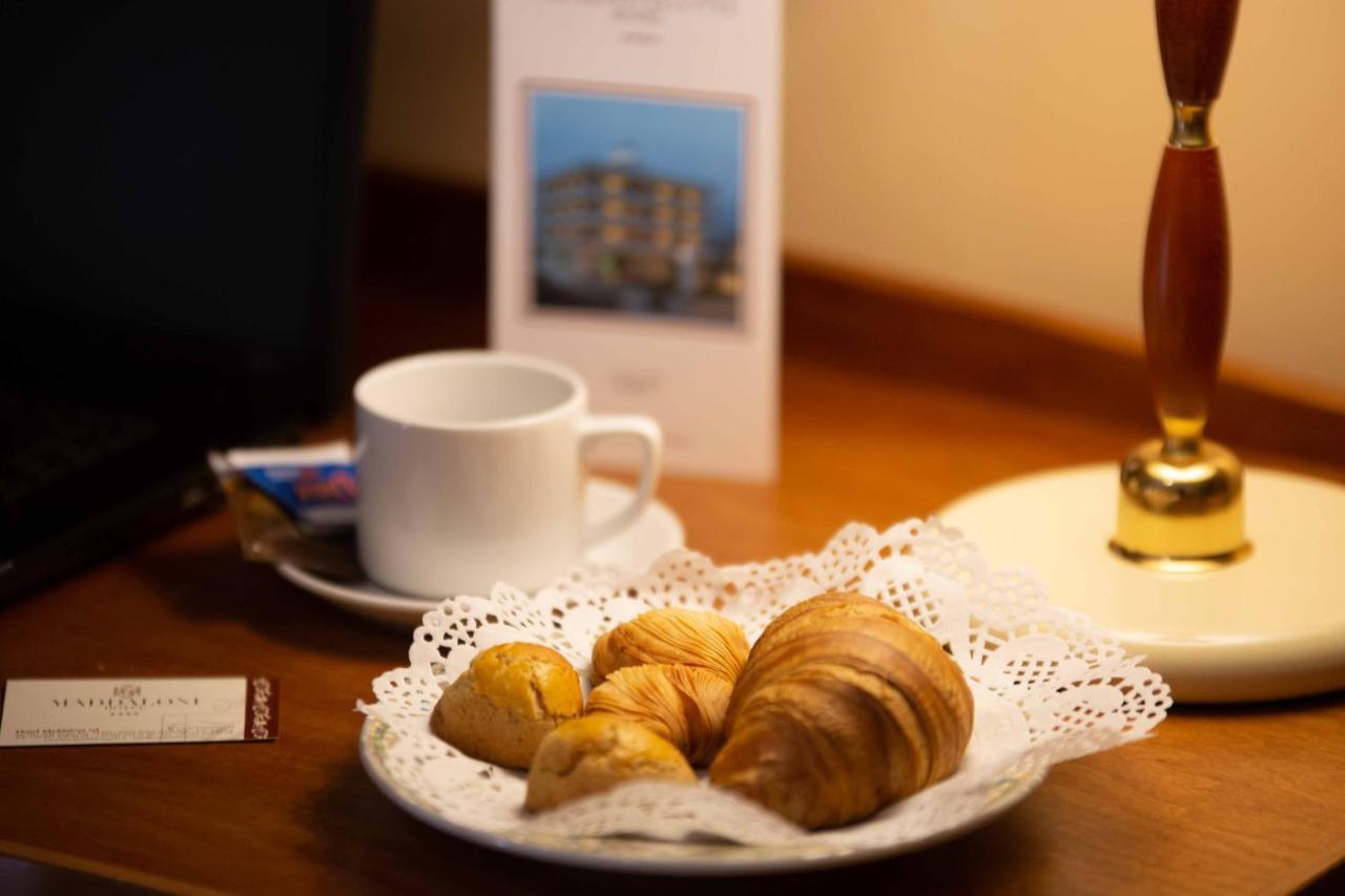 Hotel Maddaloni Tufino エクステリア 写真