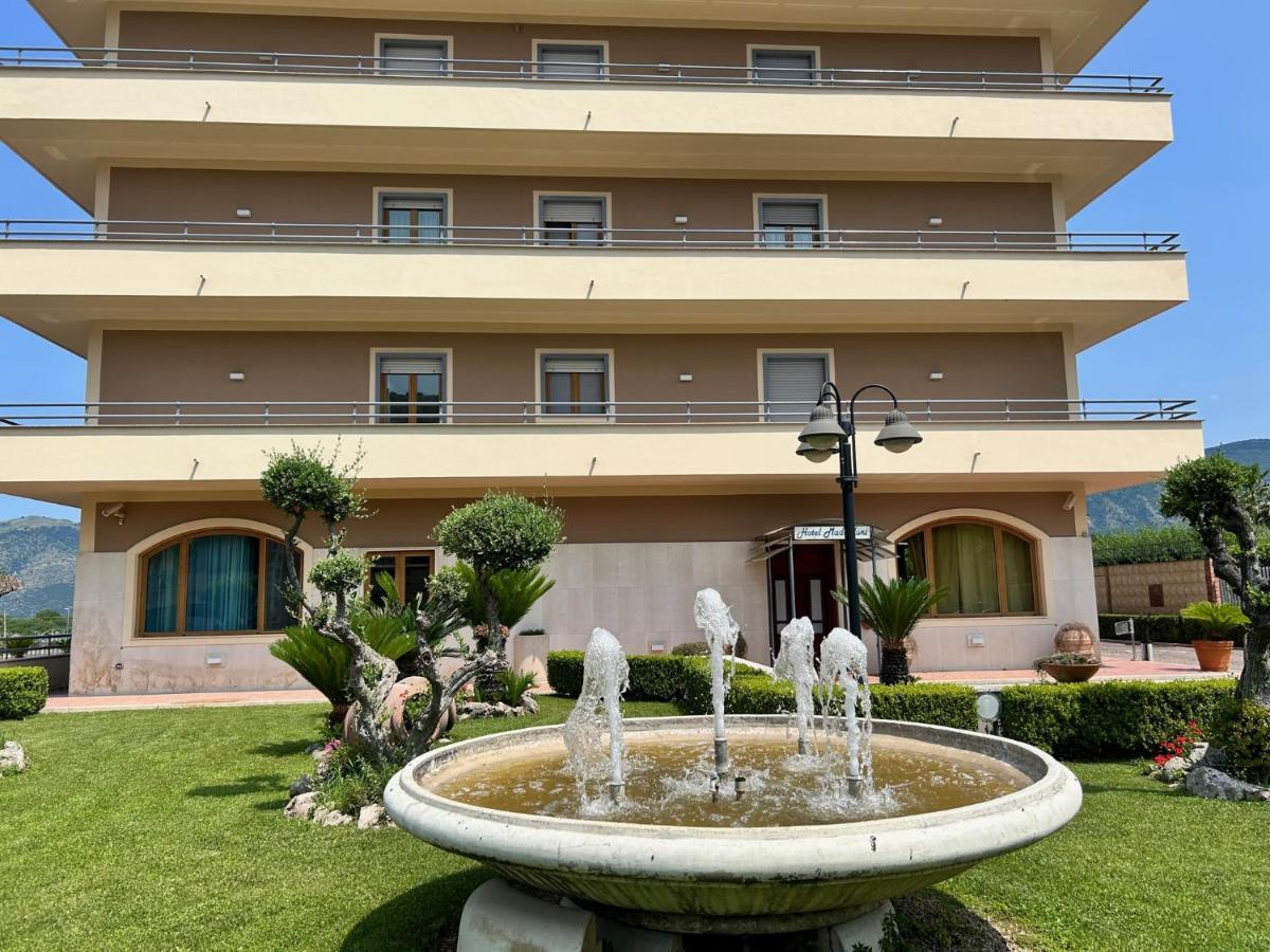 Hotel Maddaloni Tufino エクステリア 写真